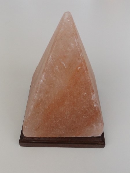 lampada sale rosa piramide5